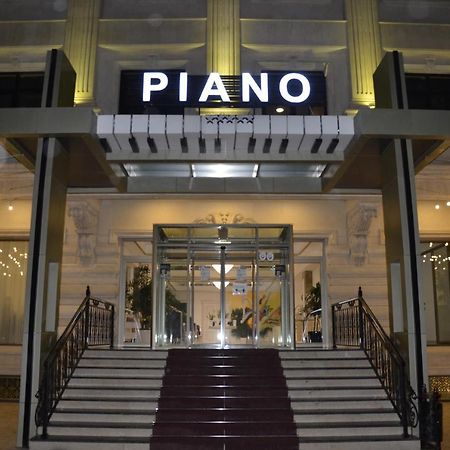Piano Hotel Bakoe Buitenkant foto