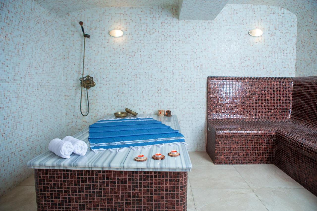 Piano Hotel Bakoe Buitenkant foto