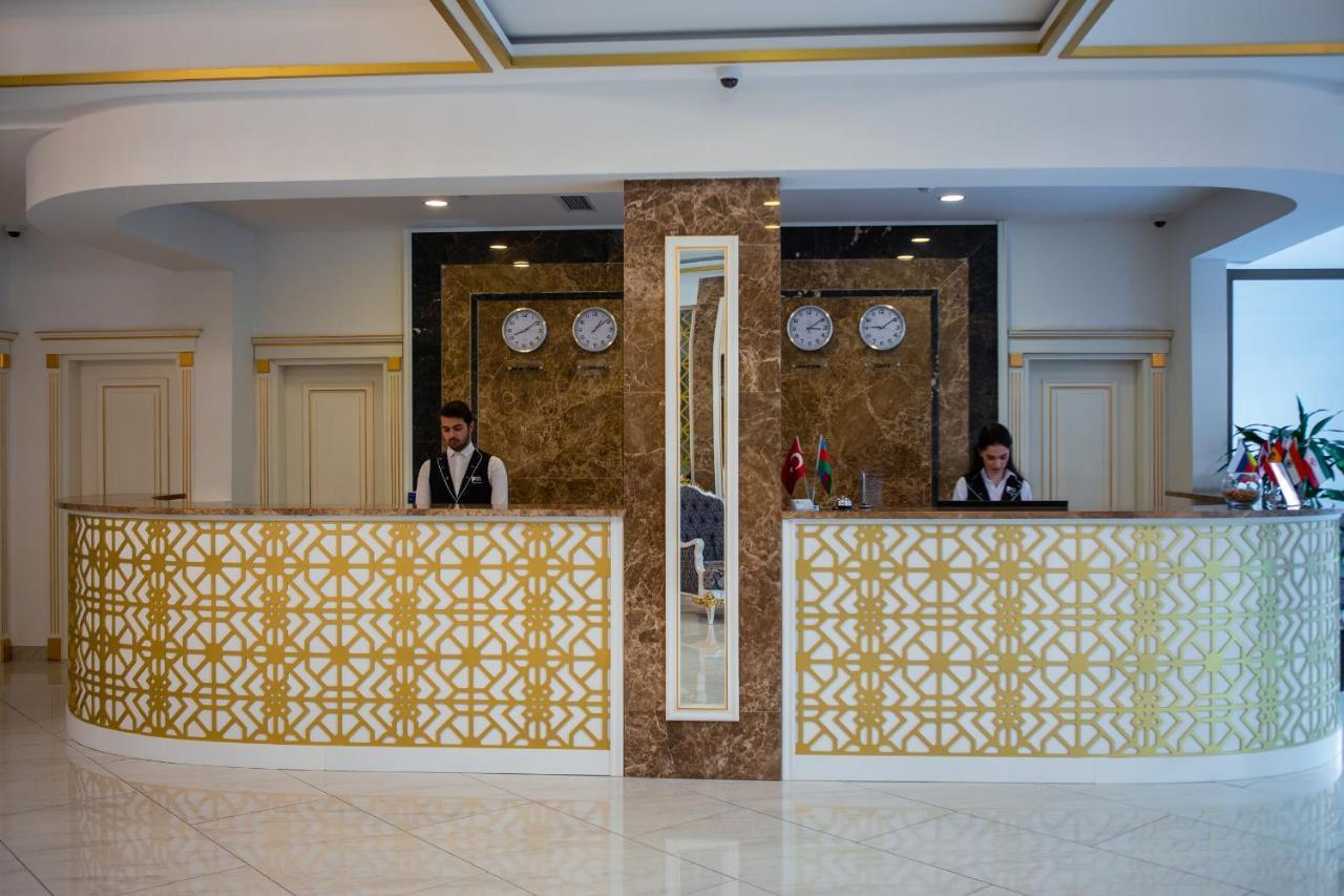 Piano Hotel Bakoe Buitenkant foto